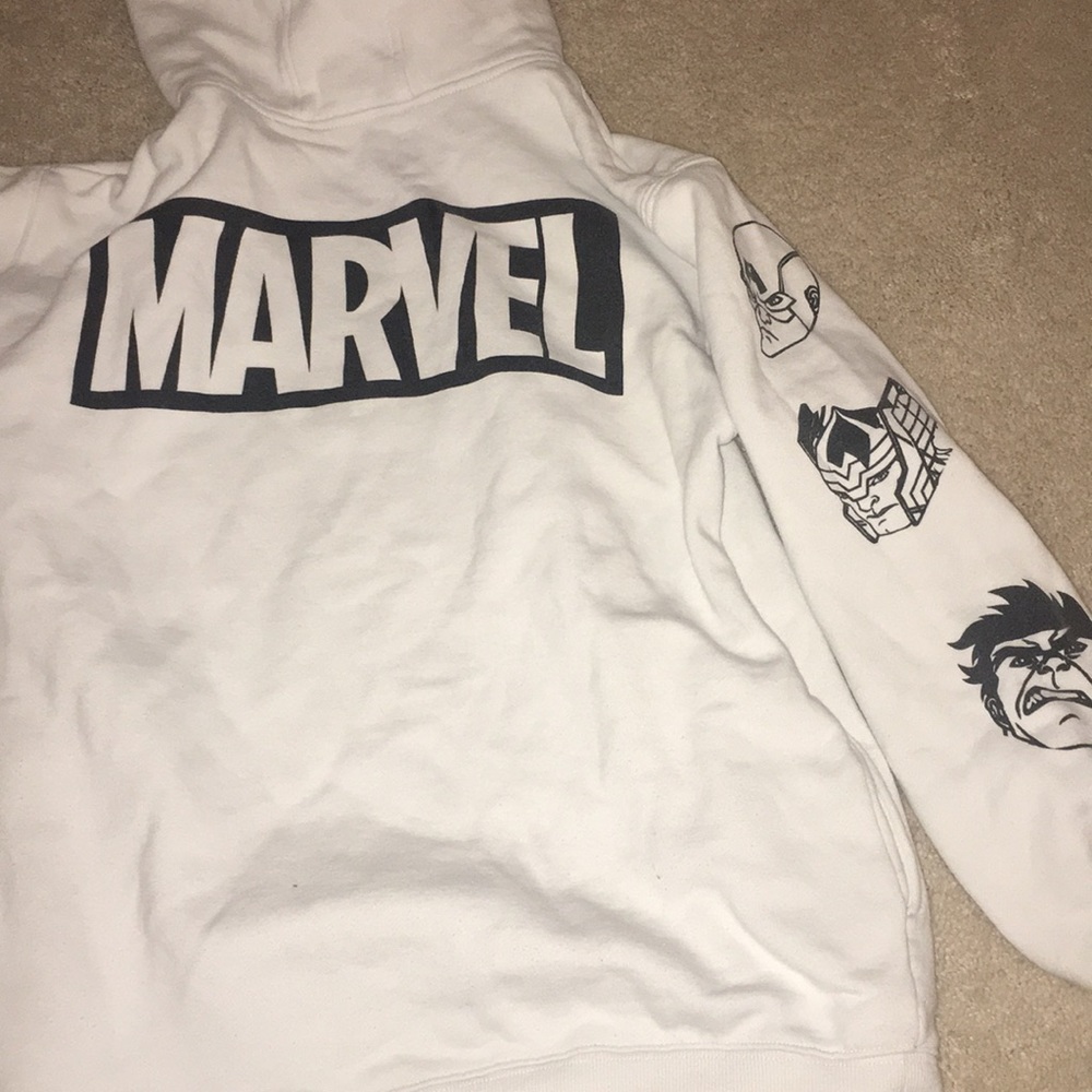MARVEL SWEATSHIRT